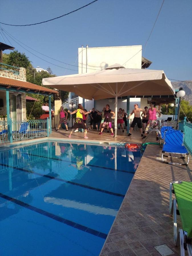 Aparthotel Mary Popi à Panormos  Extérieur photo