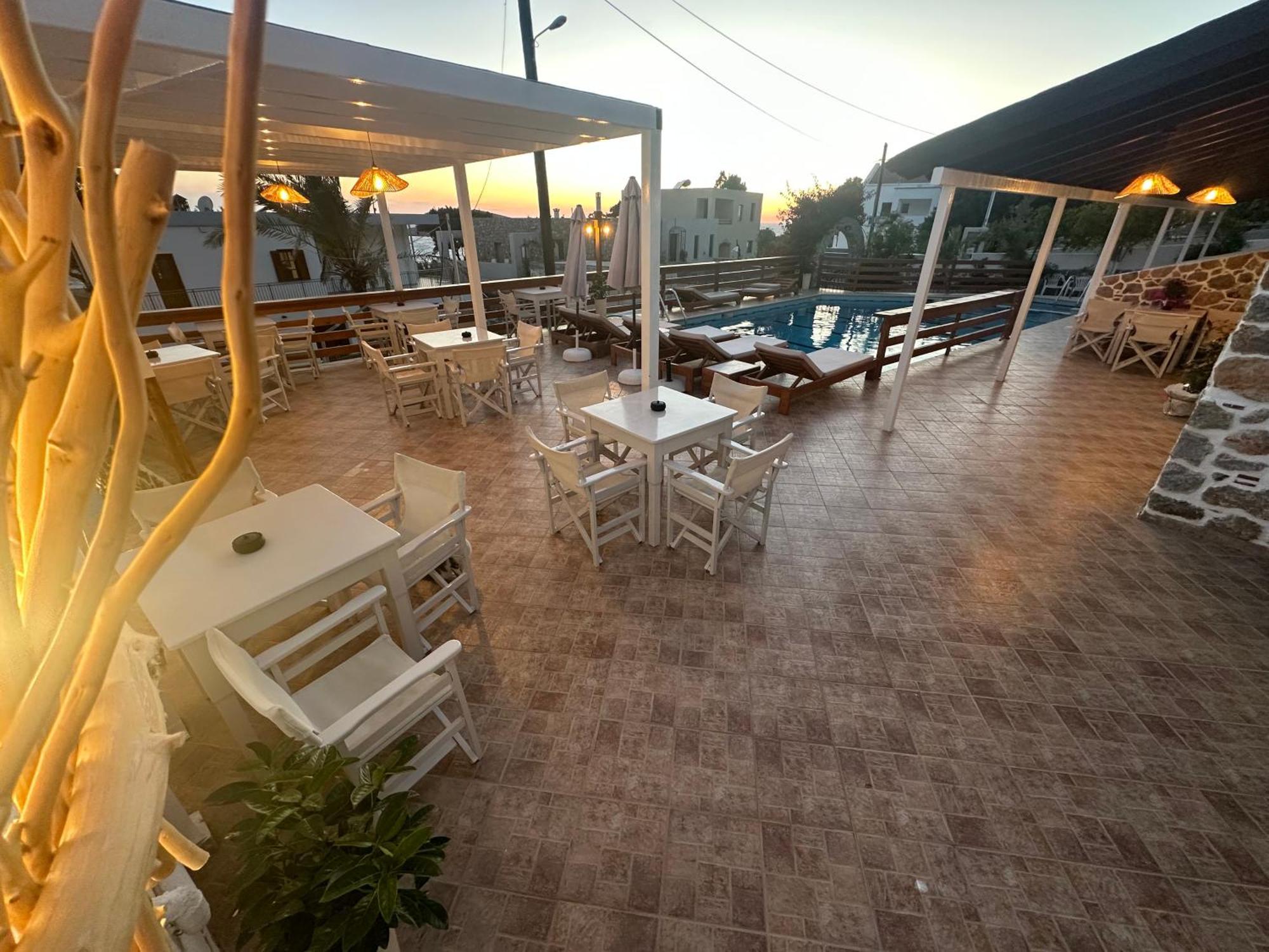 Aparthotel Mary Popi à Panormos  Extérieur photo