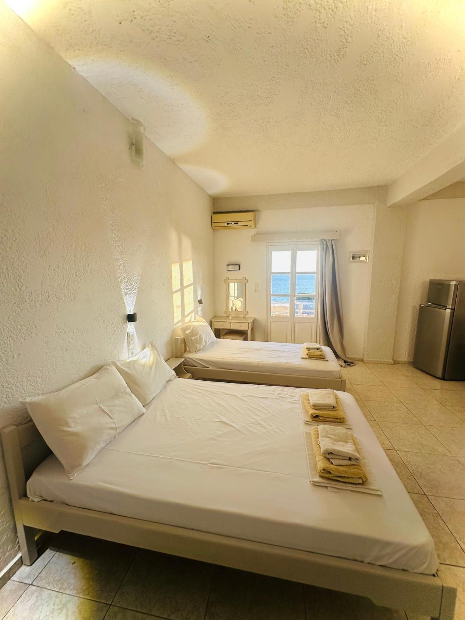 Aparthotel Mary Popi à Panormos  Extérieur photo